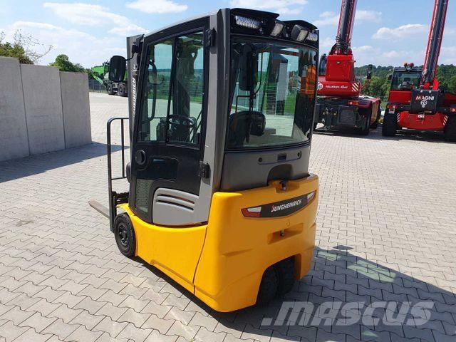 Jungheinrich EFG 215 / Triplex: 4.25m! / SS / 4.166h / 2024 Electric forklifts