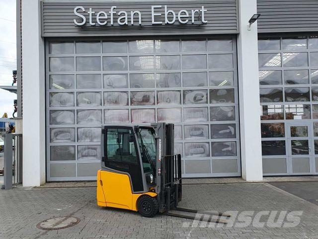 Jungheinrich EFG 215 / Triplex: 4.25m! / SS / 4.297h! Electric forklifts