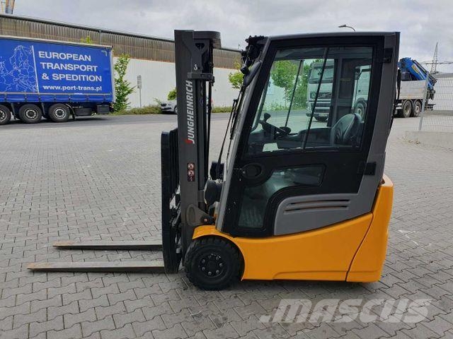 Jungheinrich EFG 215 / Triplex: 4.25m! / SS / 4.297h! Electric forklifts