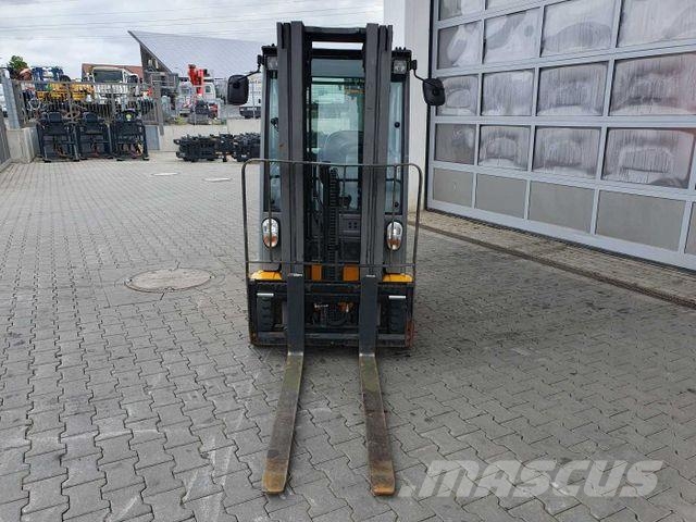 Jungheinrich EFG 215 / Triplex: 4.25m! / SS / 4.297h! Electric forklifts