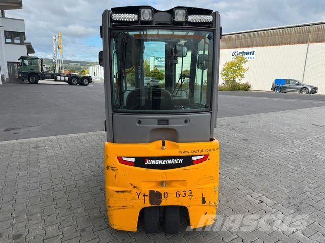 Jungheinrich EFG 215 / Triplex: 4.25m! / SS / nur 716h! Electric forklifts