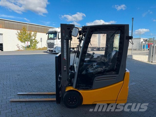 Jungheinrich EFG 215 / Triplex: 4.25m! / SS / nur 2.865h! Electric forklifts