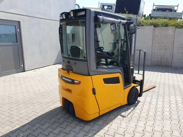 Jungheinrich EFG 215 / Triplex: 4.25m! / SS / nur 3.488h! Empilhadores eléctricos