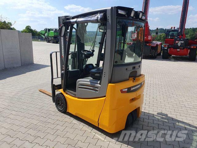 Jungheinrich EFG 215 / Triplex: 4.25m! / SS / nur 3.488h! Empilhadores eléctricos