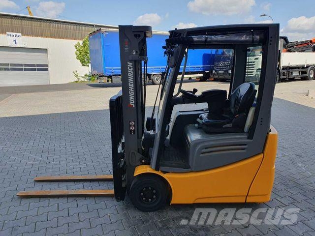 Jungheinrich EFG 215 / Triplex: 4.25m! / SS / nur 3.488h! Empilhadores eléctricos