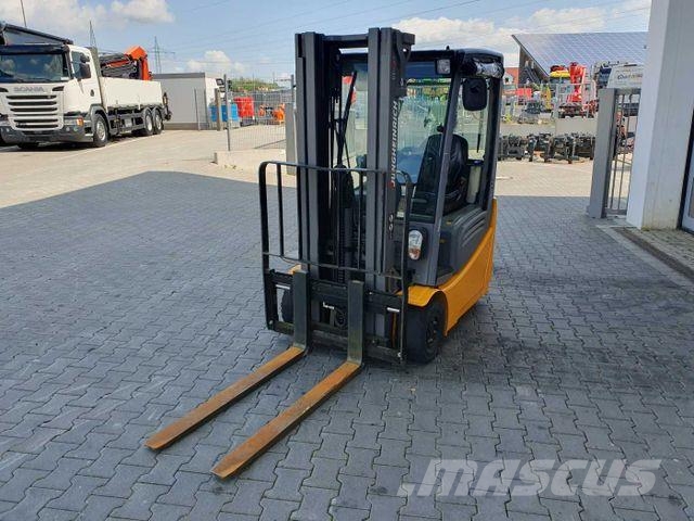 Jungheinrich EFG 215 / Triplex: 4.25m! / SS / nur 3.488h! Empilhadores eléctricos