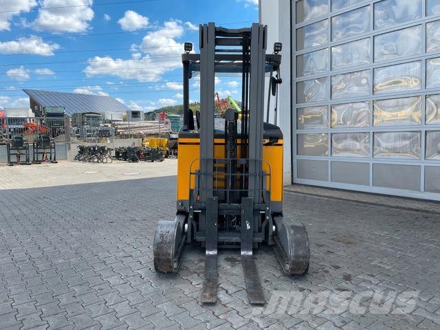 Jungheinrich ETV C16 / Triplex 5.72m / SS / nur 2.953h / 2016 Ретрак/ Високоповдигач с изместване на вилката напред