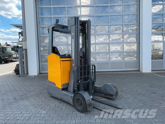 Jungheinrich ETV C16 / Triplex 5.72m / SS / nur 3.022h / 2016 리치 트럭
