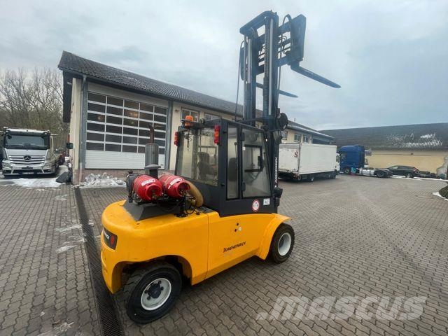Jungheinrich TFG680 Duplex Gasstapler Seitensch. hydr. Zinken LPG forklifts