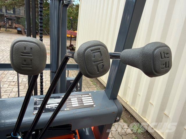 JX Power CPC25 / 2.5 Diesel /Sideshift 柴油叉车