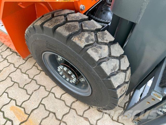 JX Power CPC25 / 2.5 Diesel /Sideshift 柴油叉车