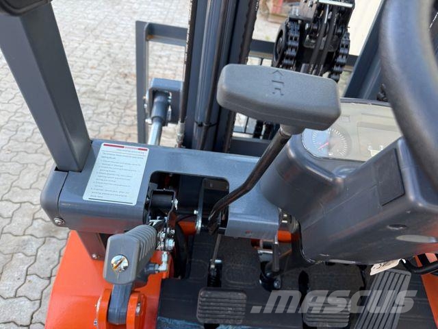 JX Power CPCD35 / 3.5T Diesel /Sideshift/Freihub Diesel Stapler