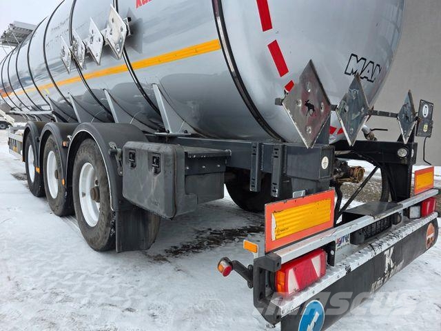 Kässbohrer STB / Lift / Alu/ ADR AT FL / 32.0 / BITUMEN Semi-trailer med Tank