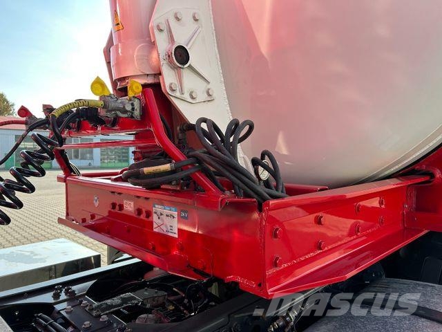 Kässbohrer XS Kippsilo / 40 m³ / eigene Hydraulik Pumpe Tankauflieger