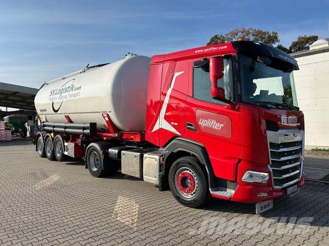 Kässbohrer XS Kippsilo / 40 m³ / eigene Hydraulik Pumpe Tankauflieger