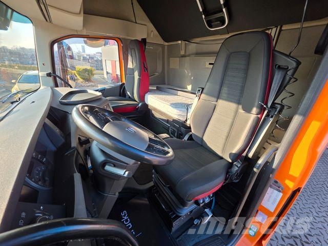 Kempf MULDE MIT KLAPPE!! / VOLVO 500 / KOMPLETT !! Kippladerauflieger