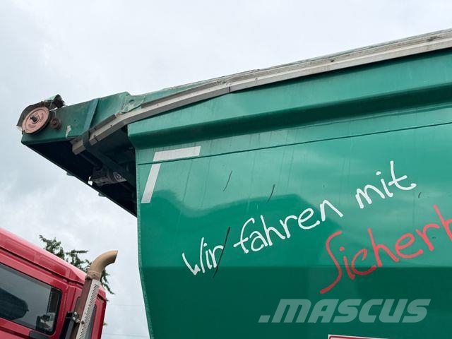 Kempf SKM 36/3 Stahl-Kippmulde-3-Achsen-Unfallschaden/ Kippladerauflieger