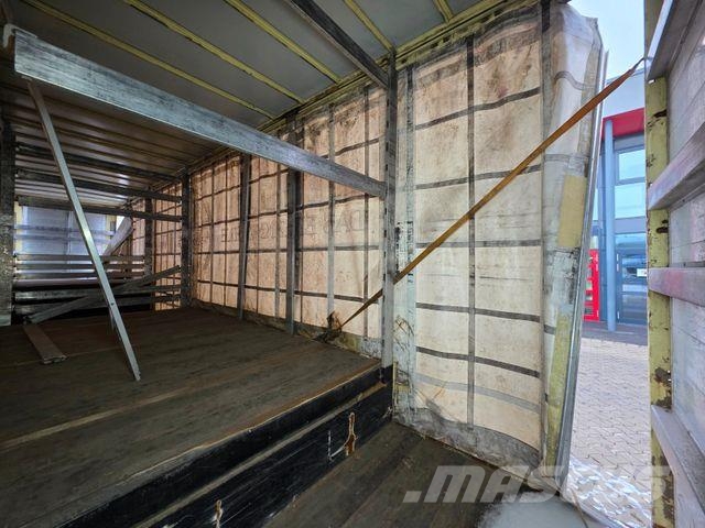 Kempf SP35/3 Curtainsiderauflieger