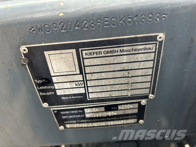 Kiefer Boki 4551 / 4x4x4 / Friedhofsbagger Wielgraafmachines