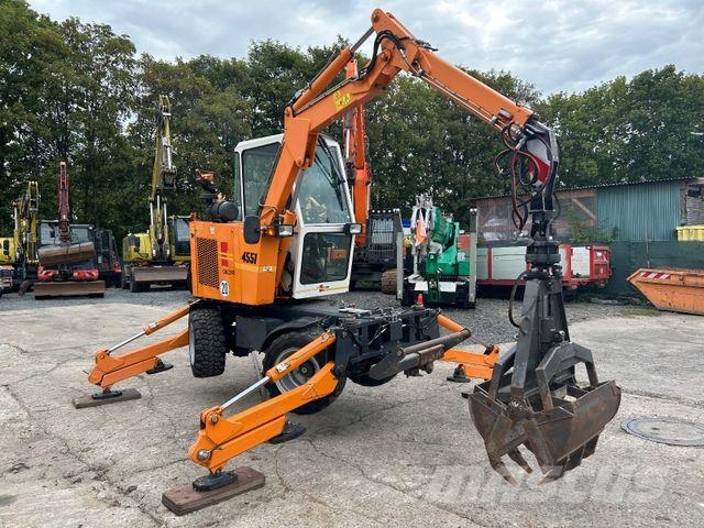 Kiefer Boki 4551 / 4x4x4 / Friedhofsbagger Wielgraafmachines
