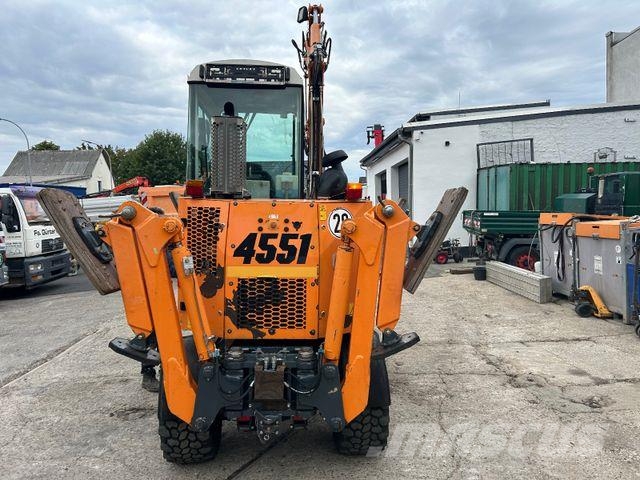 Kiefer Boki 4551 / 4x4x4 / Friedhofsbagger Wielgraafmachines