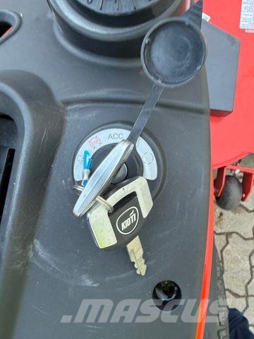 Kioti ZXD72 / Diesel / 136 Stunden / ZeroTurn ركوب الحشائش