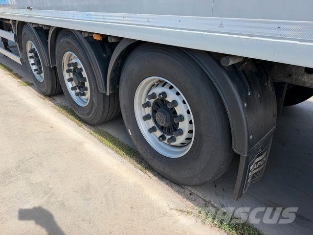 Knapen Walkingfloor 92m3 2023 year Dobozos félpótkocsik
