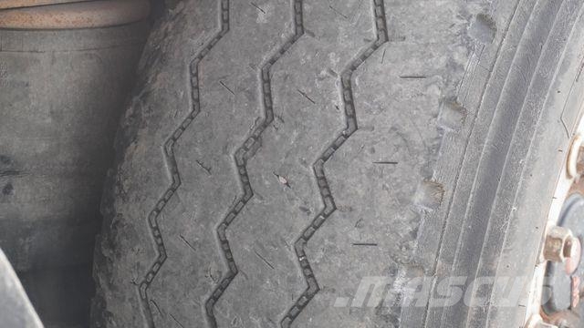 Kögel SN24 Plattform Liftachse SAF-Achsen Rungen Semirimorchi Ribassati