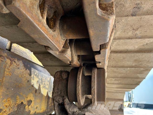 Komatsu D 65 PX - 18 **Ketten und Laufwerk NEU** Buldozer sobre oruga