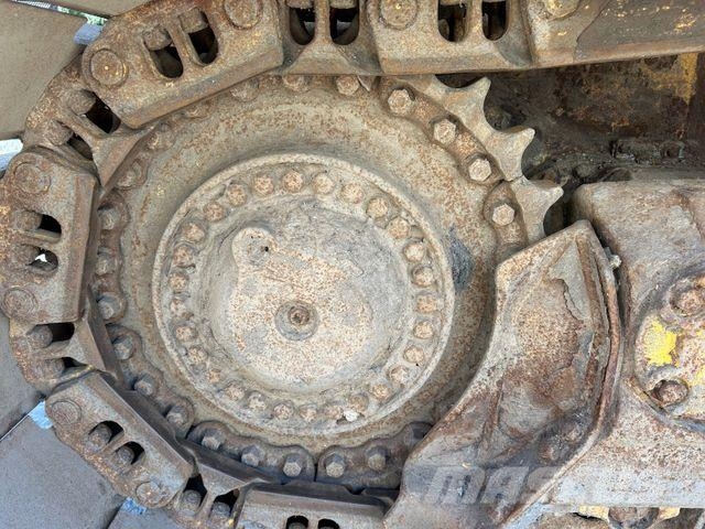 Komatsu D 65 PX - 18 **Ketten und Laufwerk NEU** Buldozer sobre oruga