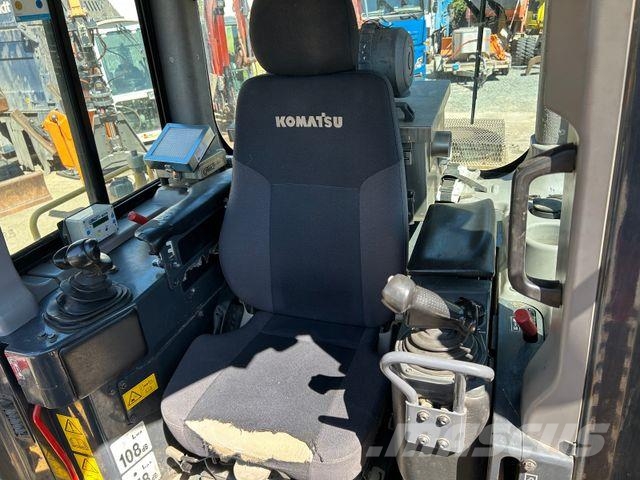 Komatsu D 65 PX - 18 **Ketten und Laufwerk NEU** Buldozer sobre oruga