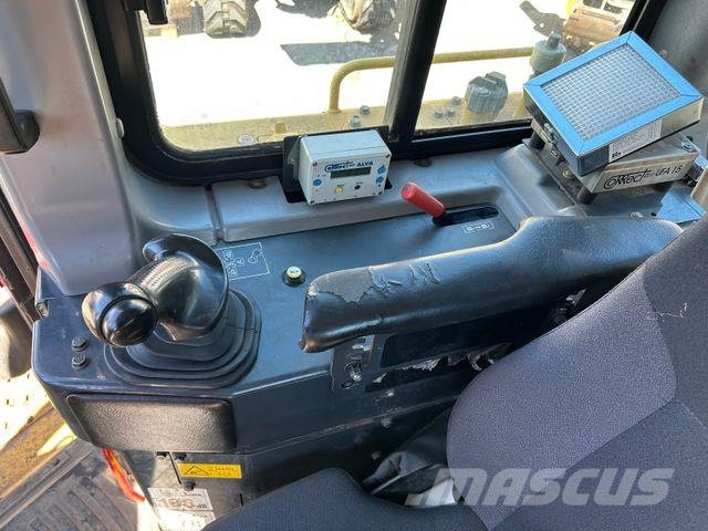 Komatsu D 65 PX - 18 **Ketten und Laufwerk NEU** Buldozer sobre oruga