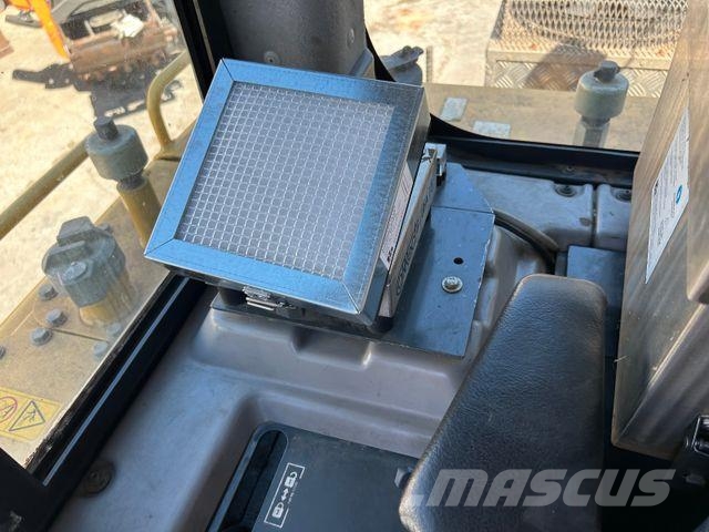 Komatsu D 65 PX - 18 **Ketten und Laufwerk NEU** Buldozer sobre oruga