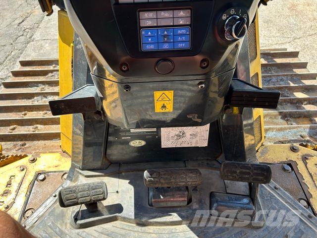 Komatsu D 65 PX - 18 **Ketten und Laufwerk NEU** Buldozer sobre oruga