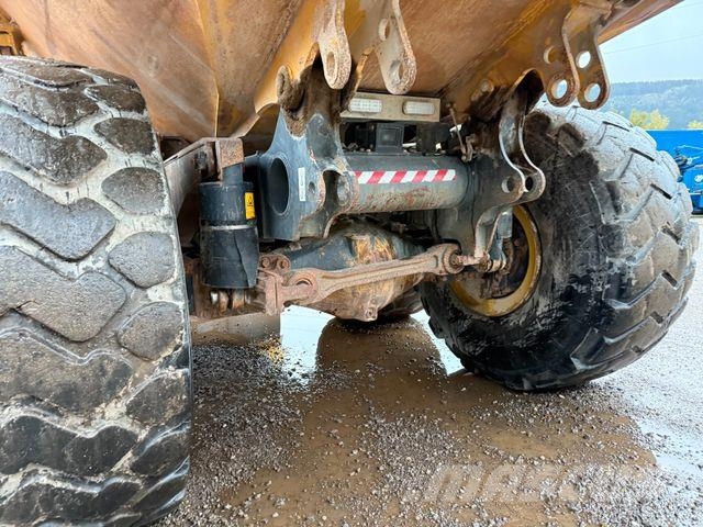 Komatsu HM 400-2 Dumper Mulde Dumper - Knickgelenk