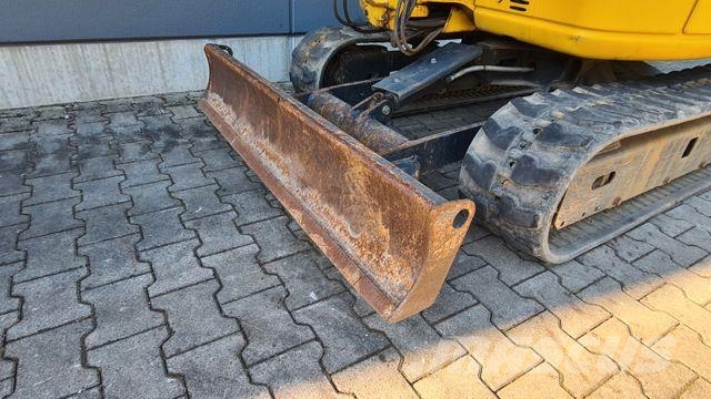Komatsu PC 26 MR3 - Powertilt HS03 - Miniexcavadoras