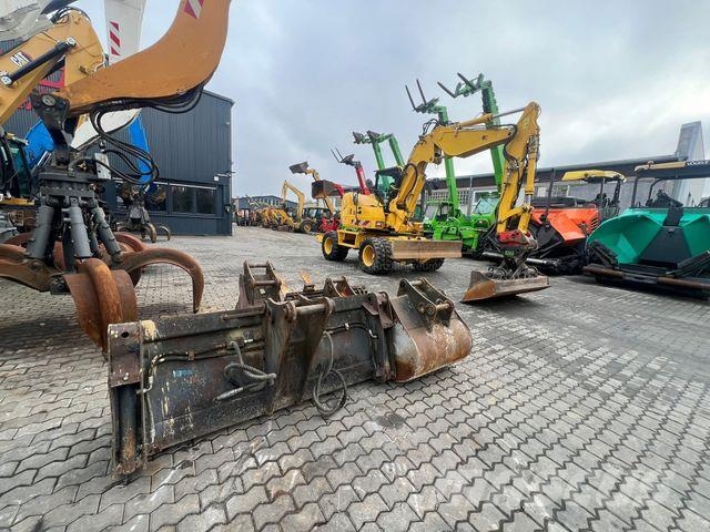 Komatsu PW 118 MR-8 Mobilbagger