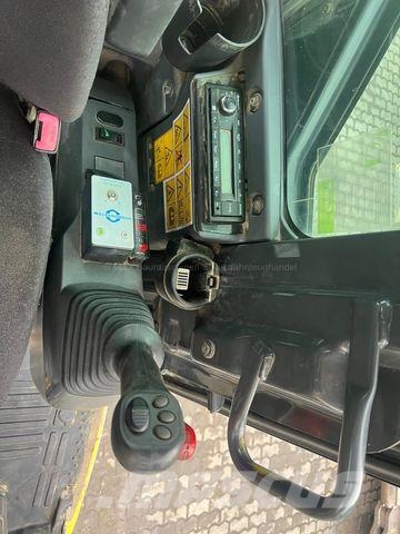 Komatsu PW 118 MR-8 Mobilbagger