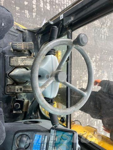 Komatsu PW 118 MR-8 Mobilbagger