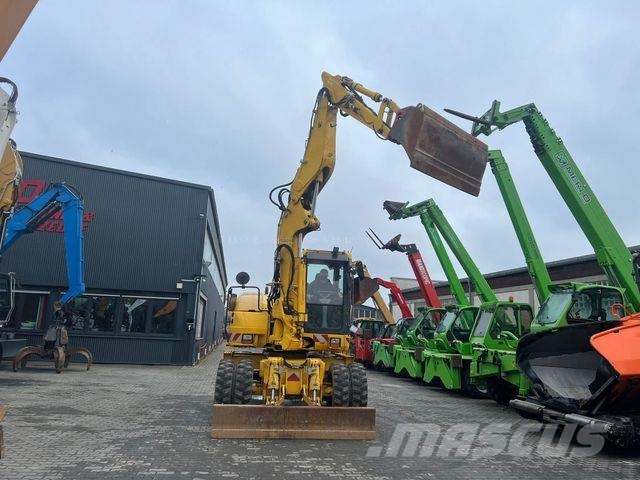 Komatsu PW 118 MR-8 Mobilbagger
