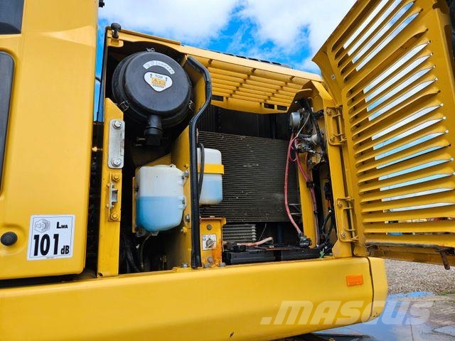 Komatsu PW 148 - 8 *2017*CE*6.941 h*Schild*Pratze*Löffel حفارات بعجل