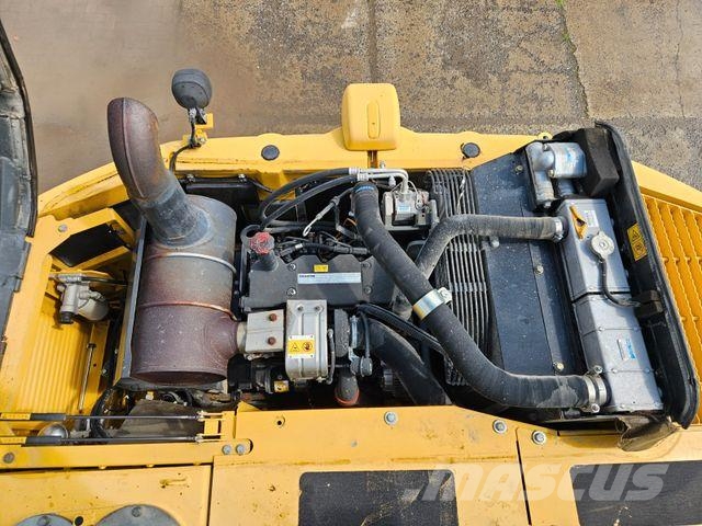 Komatsu PW 148 - 8 *2017*CE*6.941 h*Schild*Pratze*Löffel حفارات بعجل