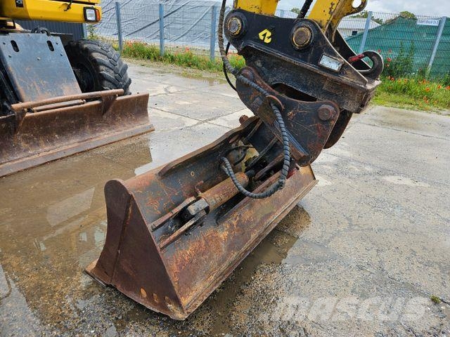 Komatsu PW 148 - 8 *2017*CE*6.941 h*Schild*Pratze*Löffel حفارات بعجل