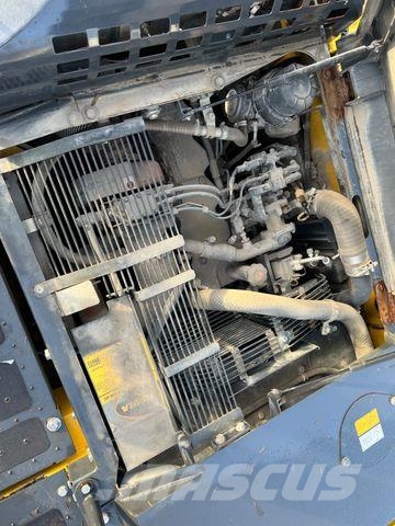 Komatsu PW180-10 Mobilbagger OilQuick Löffel Gumikerekes kotrók