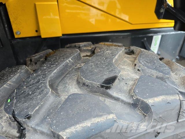 Komatsu WA 200 * WENIG BELASTET * TOP * NEUE REIFEN Wheel loaders