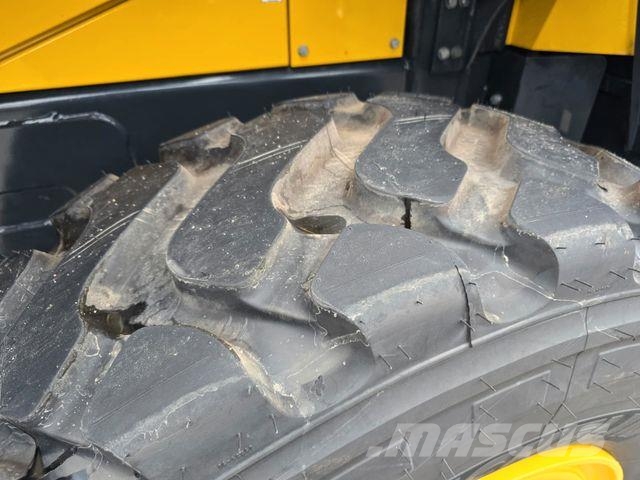 Komatsu WA 200 * WENIG BELASTET * TOP * NEUE REIFEN Wheel loaders