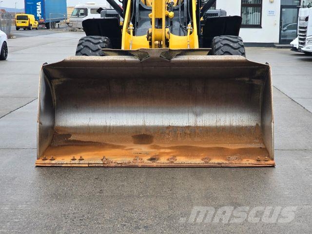 Komatsu WA 200 * WENIG BELASTET * TOP * NEUE REIFEN Wheel loaders