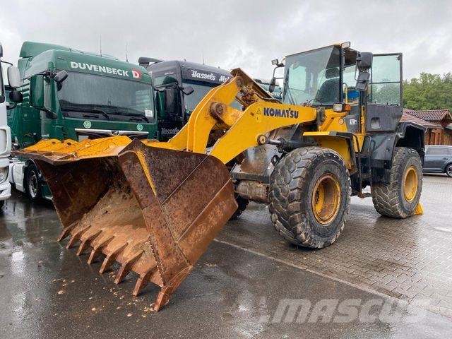 Komatsu WA 320Radlader inkl. Schaufel Wheel loaders
