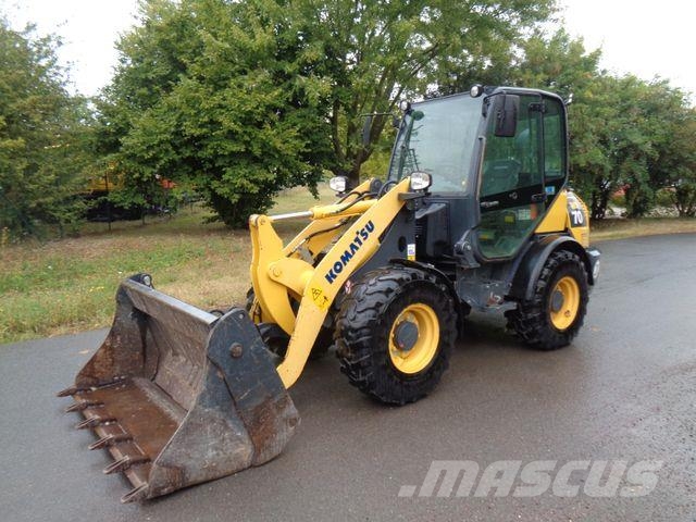 Komatsu WA 70-7 Chargeuse sur pneus