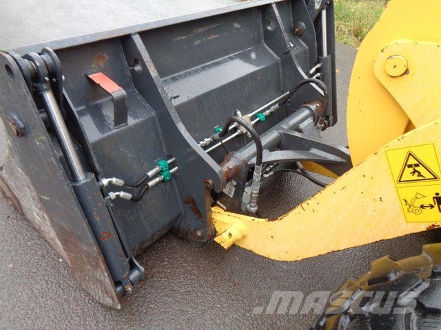 Komatsu WA 70-7 Chargeuse sur pneus